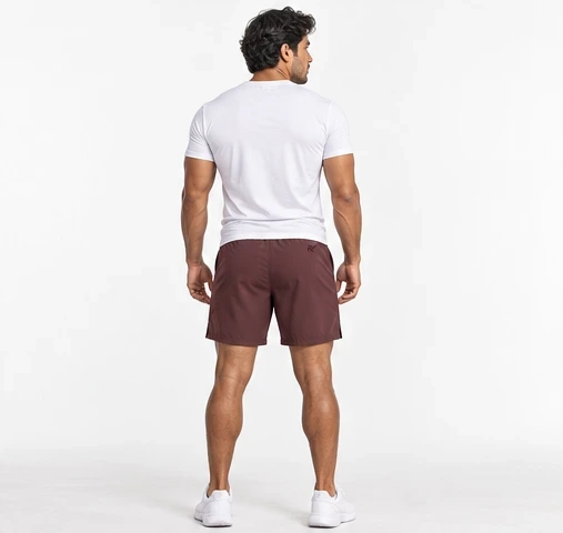 Session 7-inch Short in Oxblood worn back