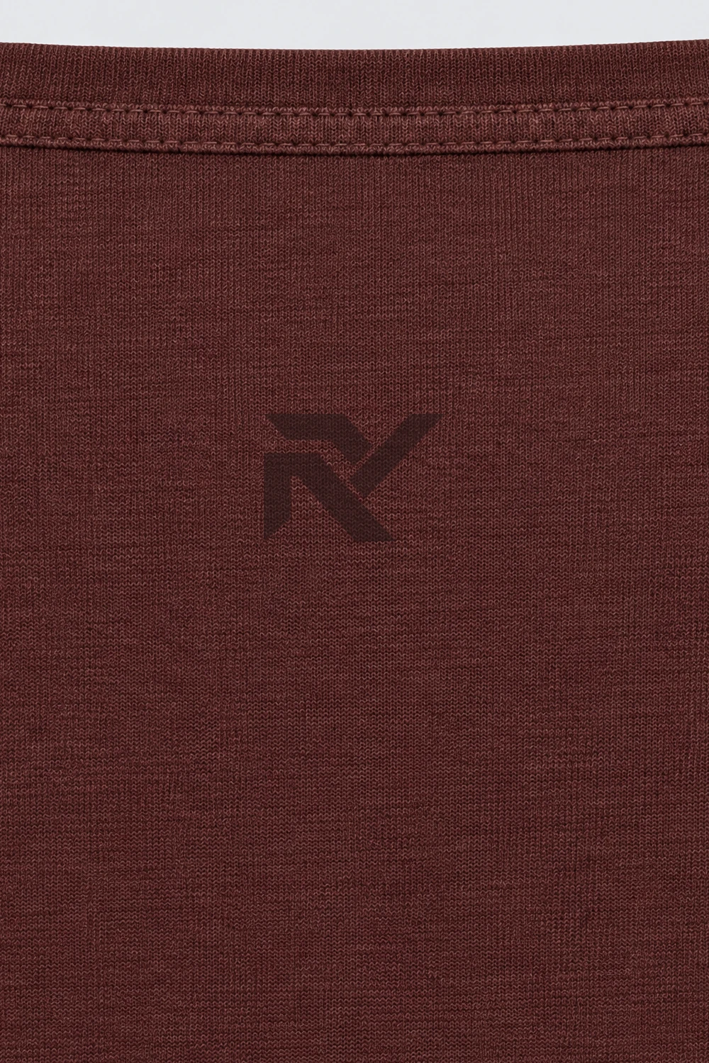 Obsidian Training Tee in Oxblood, back neck RY detail